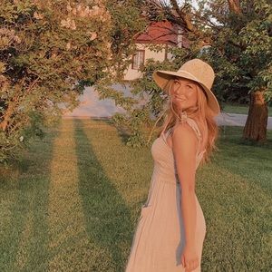 Meet your Posher, Tanya